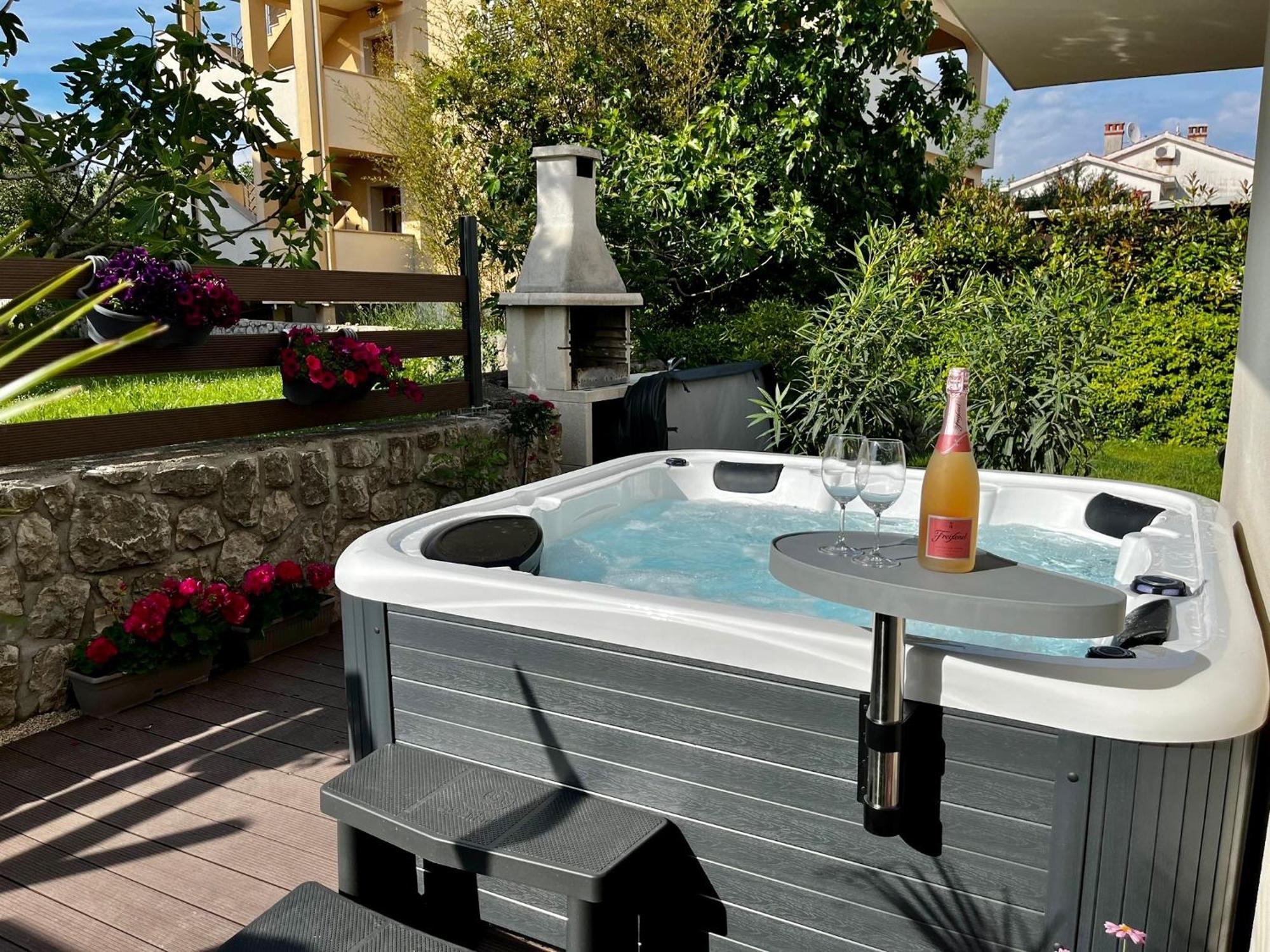 Studio Apartment Rosa Krk Krk Town Buitenkant foto